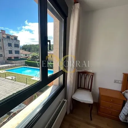 Piso Con Terraza Y Piscina En La Tala 아파트 라네스