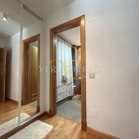 Piso Con Terraza Y Piscina En La Tala Apartment *