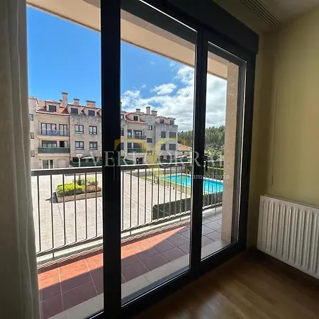 Piso Con Terraza Y Piscina En La Tala